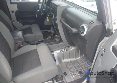 2010 Jeep Wrangler Sahara from USA, damaged, VIN 1J4AA5D17AL170917